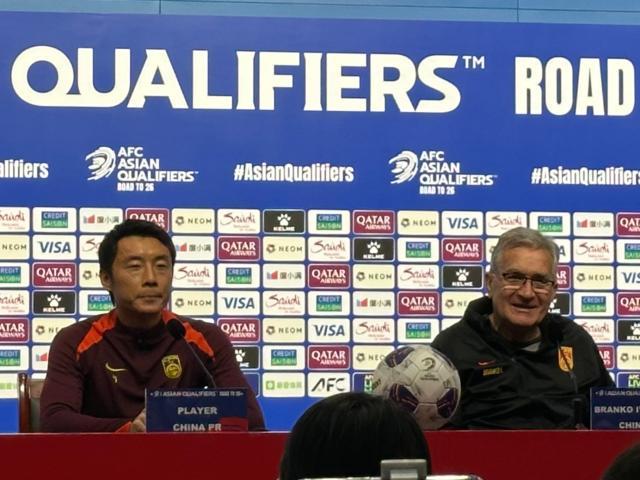 V体育网站-塞鸟出战仍存疑！伊万：球队试图把成绩做到最好