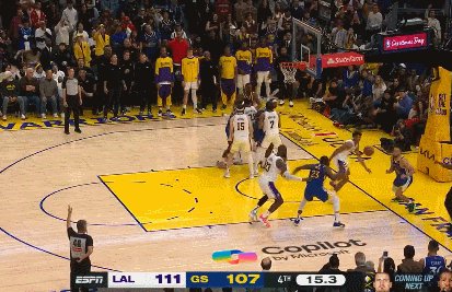 1735187155765038519.gif 2.gif