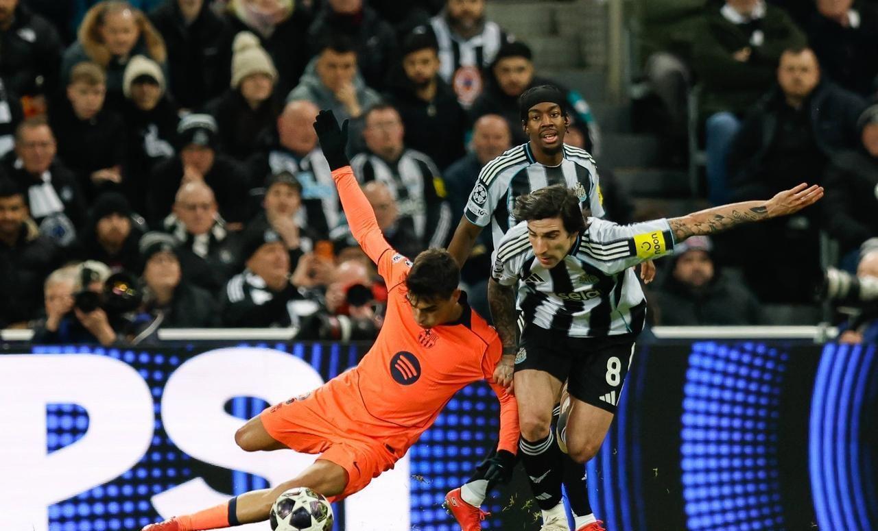 V体育网站-英超曼城不甘示弱，欧冠枪手务必小心，利物浦热刺败走麦城好尴尬