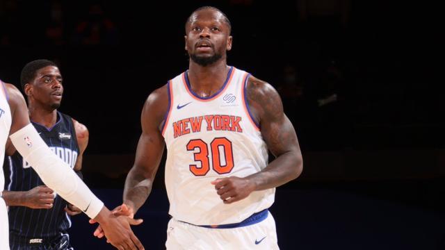 V体育在线入口-没有后卫怎么办？兰德尔大号三双 一人扛起前后场